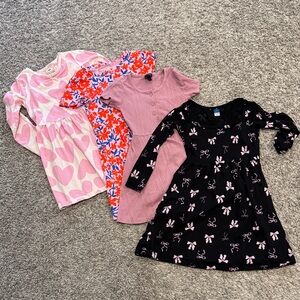 Dress bundle - H&M (6-7) art class (6-7), epic threads (5-6) and old navy (6-7)